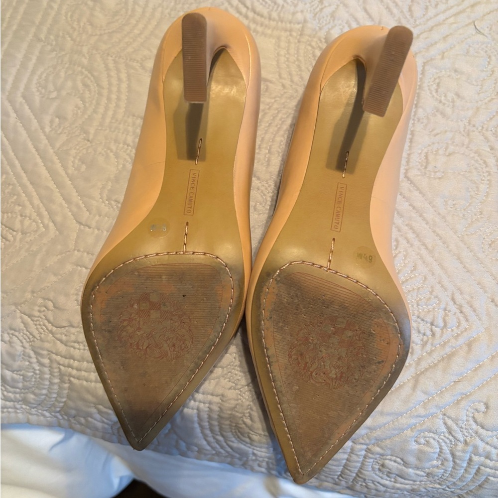 Vince Camuto Nude Women's Heels size 8.5 - Picture 3 of 5